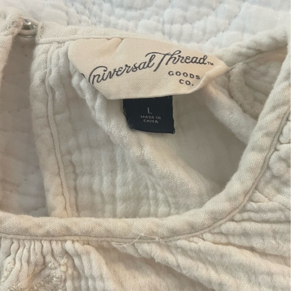 Cream Universal Thread Quilted Top - Picture 3 of 5